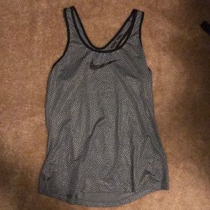 Nike workout tank top